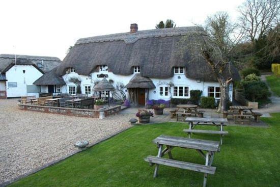 The Old Dairy Appartement Andover Buitenkant foto